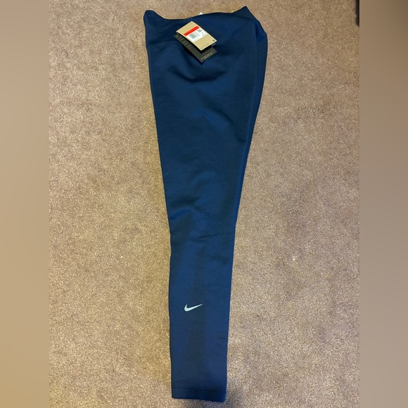 Nike Therma Fit HW leggings full length large NWT - Picture 3 of 4